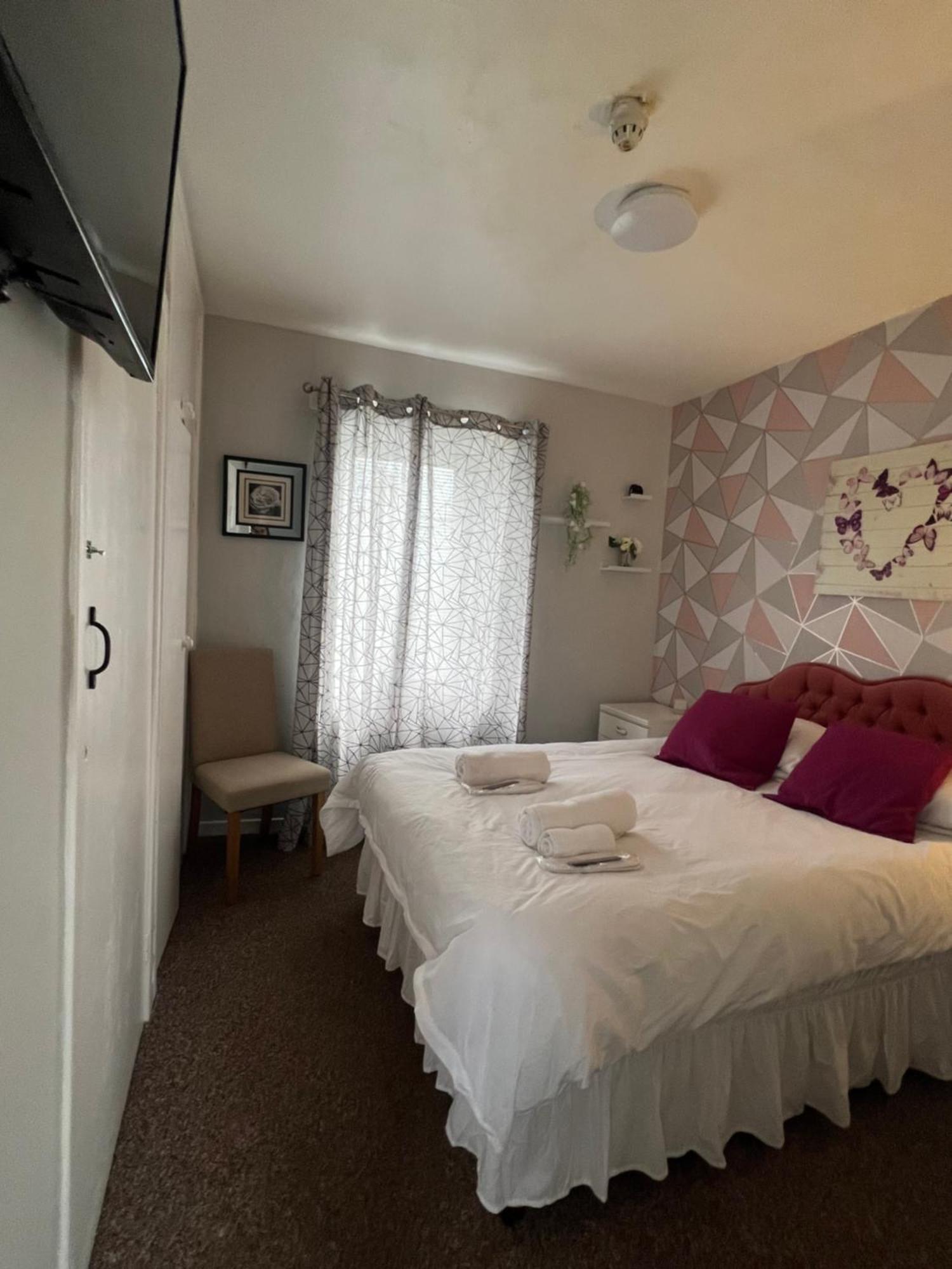 Self Check In Room Accommodation Only The Castle, Coldstream Ngoại thất bức ảnh